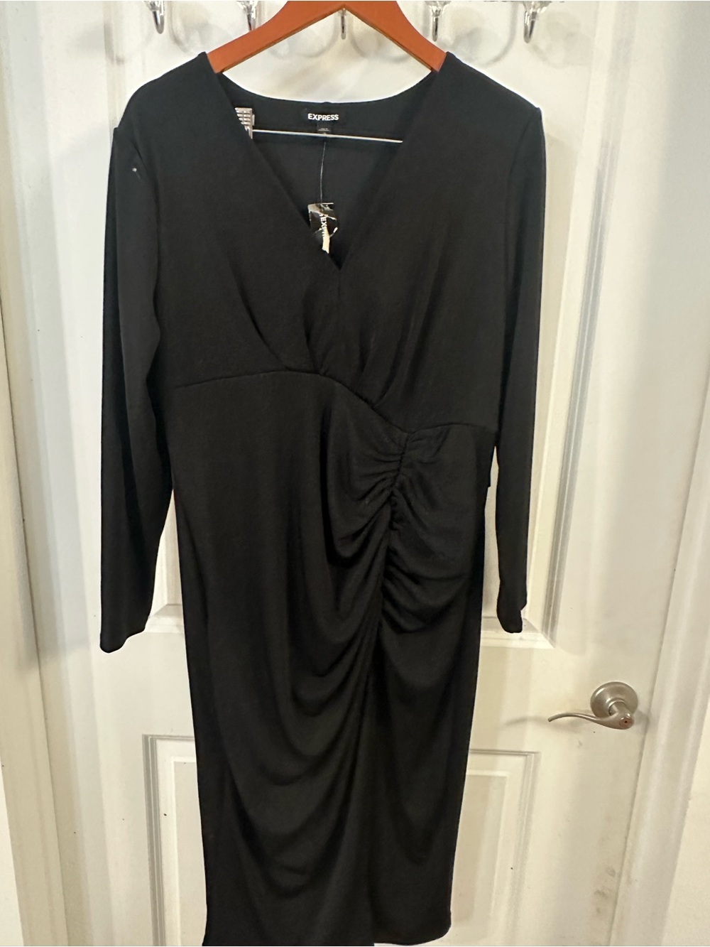 Express Black Long Sleeve V-Neck Ruched Midi Dress